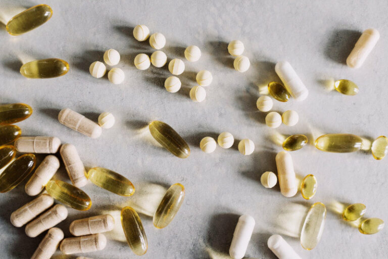 Why Multivitamins Are Important For Women - Sidewalk News